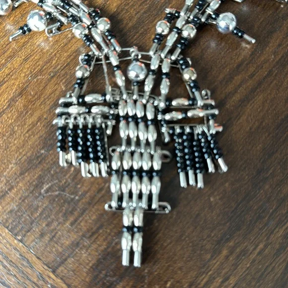 Vintage Beaded Necklace - Picture 2 of 3